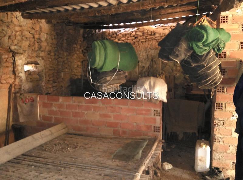 Foto dcae588b-14ea-4abb-bd5b-1f30d54caa95. Masía gran masia con terreno en Useres (les)