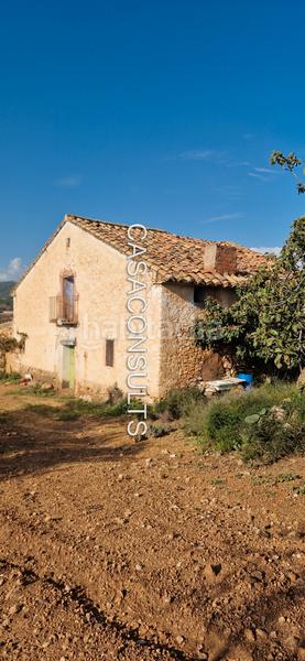 Foto f14f6d3a-da56-49ae-98a4-a002aed4a1ca. Masía gran masia con terreno en Useres (les)