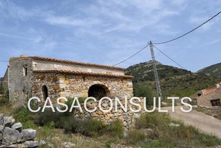 Masia a Masia brusca 230. Masia semirestaurada