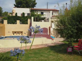 Masía en Vall d´Alba. Gran masia totalmente reformada