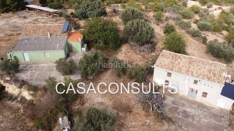 Foto 447c01b5-dec0-4877-b97a-505e4c28671b. Masía 2 masias solitarias y semireformadas en Useres (les)