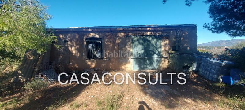 Foto ce6cc2e2-2a18-4610-b70c-de8bdafafde3. Masía 2 masias solitarias y semireformadas en Useres (les)