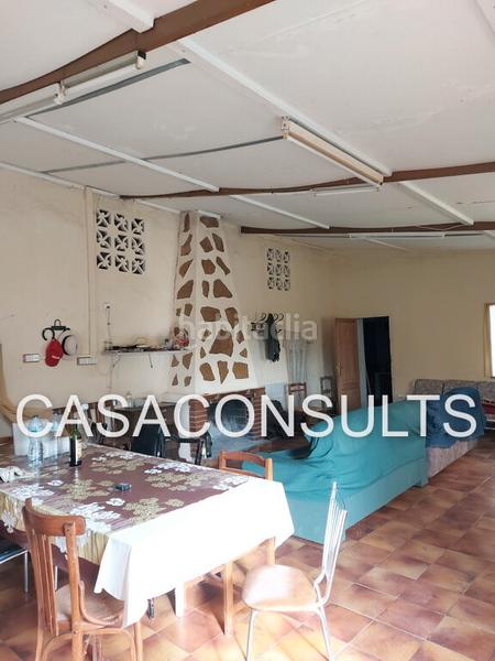 Foto fa9bf281-ad61-42a2-b179-c7cd476f7914. Masía 2 masias solitarias y semireformadas en Useres (les)