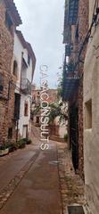 Masia a Carrer aguilera cerni 13. Amplia casa para reformar