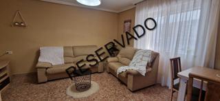 Dúplex  Calle umbría. Duplex cerca de la plaza
