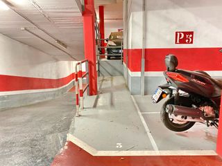 Alquiler Parking moto en Santa coloma 19. Pk moto