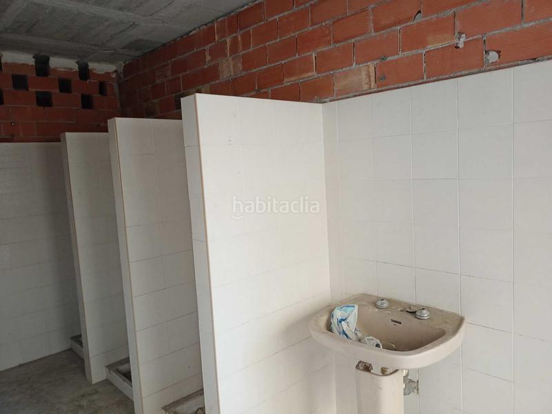 Foto 00cc4510-a67f-4ac6-b043-a7ffde6040fb. Local comercial 961 m2 de local comercial en av. conde lumiares en Alicante