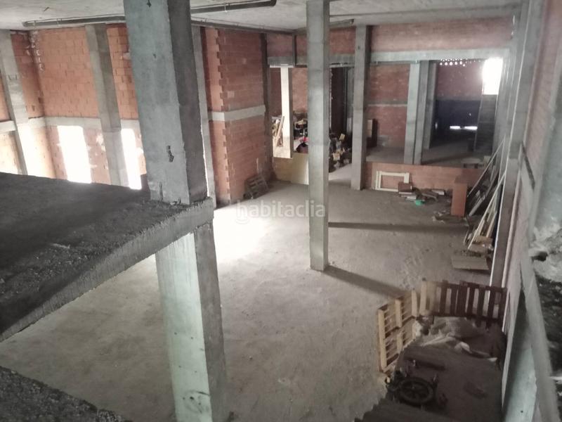 Foto c60f09bd-2a29-4638-b4e6-8291c728d6ce. Local comercial 961 m2 de local comercial en av. conde lumiares en Alicante