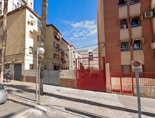 Miete Autoparkplatz in Calle santa maria mazzarelo 23. Garaje en alquiler en juzgados
