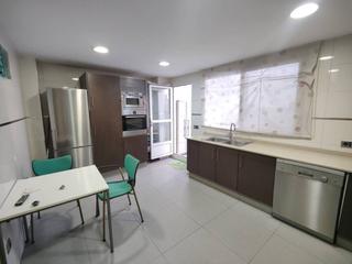 Xalet a Calle ruiz pons 30. Casa en buñol