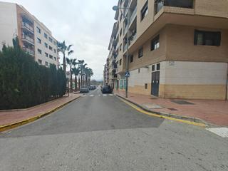 Lloguer Local Comercial a Buñol. Alquiler de locales comerciales en buñol