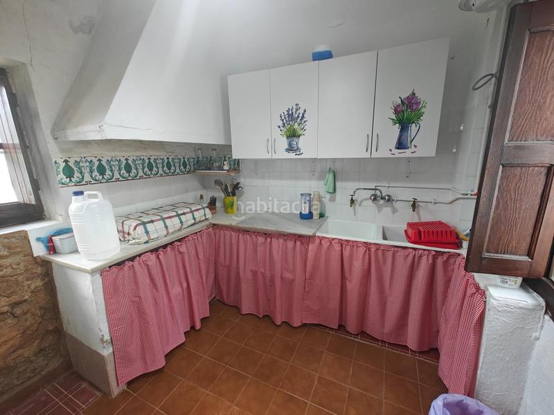 Foto a63d1800-fe0a-4259-b009-609ffff75b35. Chalet dans numero 19 225 dans Buñol