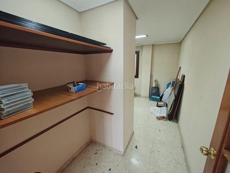 Foto 177ebabb-55b6-49b1-a289-3dfa04aff5e7. Lloguer local comercial a Buñol