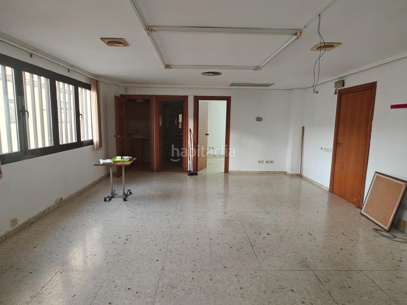 Foto dac04997-df4f-47d9-8453-65c2065d83a6. Lloguer local comercial a Buñol