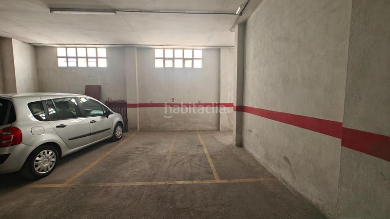 Foto 2fa46a03-0506-4e15-be0d-d1131a682581. Aparcament cotxe a Buñol