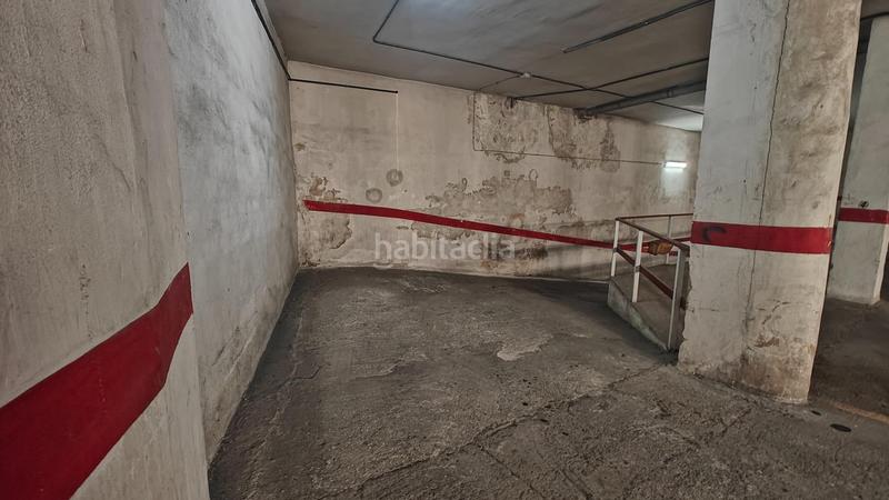 Foto e74346ef-1f15-47dc-82a4-ce1c6518c177. Aparcament cotxe a Buñol