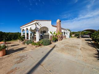 Chalet  Polígono 17 paraje 187 las cuestecicas 136. Chalet con piscina en godelleta