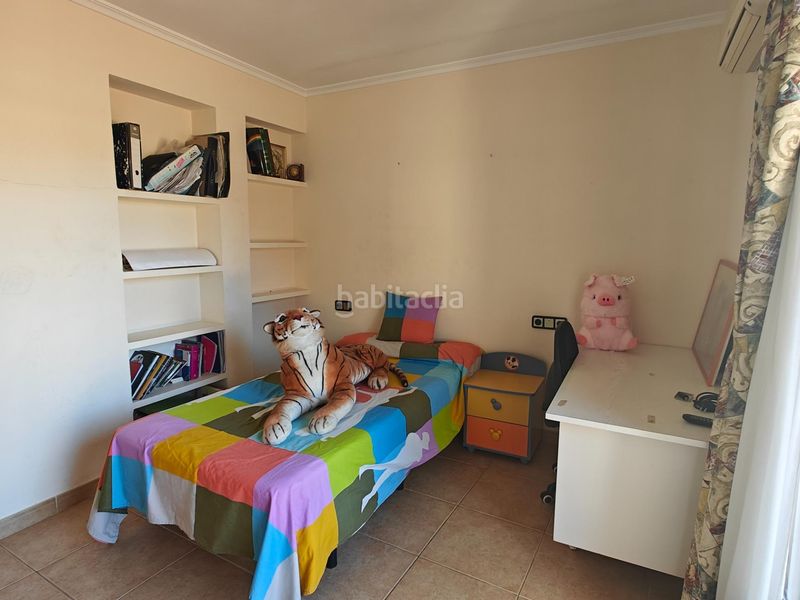 Foto 762a9a58-a1d8-45a8-852c-26f5d874137f. Casa amb calefacció aparcament a Buñol