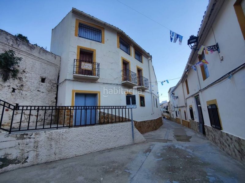 Foto 606eb7d0-720a-49a0-a5e9-59fc9a0d3dfe. Xalet a Cortes de Pallás