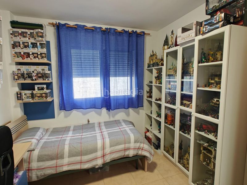 Foto 3c843cae-8df3-48f8-822d-9f15f204d1b0. Casa adossada a calle deportes 11 a Macastre