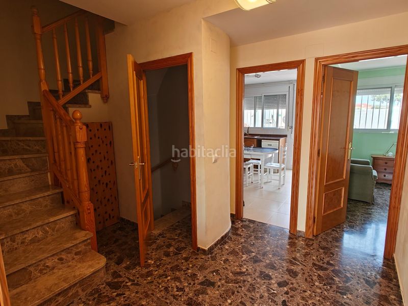 Foto 0ed0f68e-e062-43d1-a6fb-71839c9e9f36. Casa adossada a maciz el 33 a Yátova