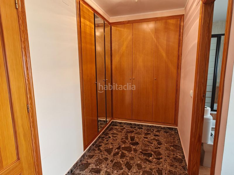 Foto 0f854739-eddd-4980-b240-27ae2b3a2013. Casa adossada a maciz el 33 a Yátova
