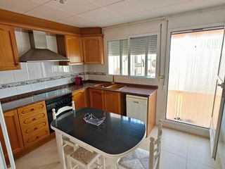 Casa a schiera in Maciz el 33. Adosado en yátova