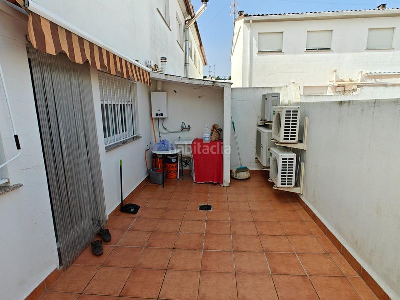 Foto 5f4990df-034f-43e3-b22c-7c503bdab849. Casa adossada a maciz el 33 a Yátova