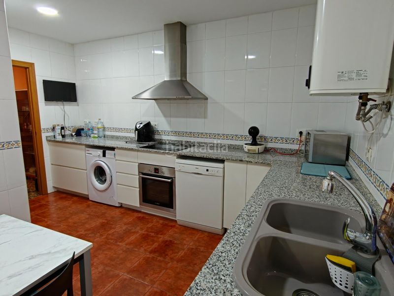 Foto dae5f5f0-592e-4467-82e7-a9132b698006. Casa adossada a cruz roja 7 a Buñol