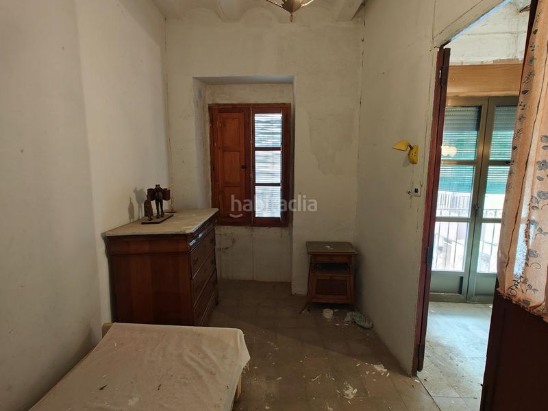 Foto eb81aea6-cd92-4e23-b159-ffddba02f01d. Edifici a constitucion 7 a Dos Aguas