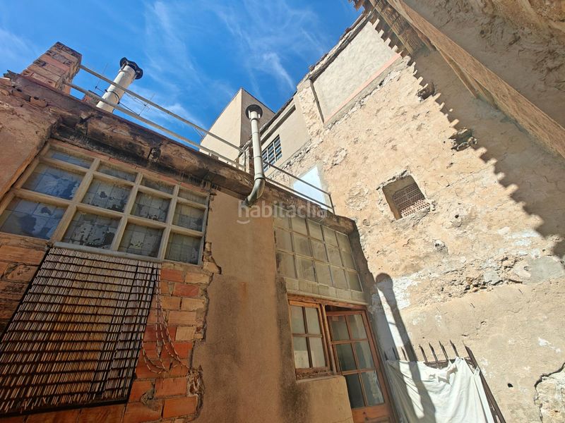 Foto 3fc5f524-3f8d-4018-84ea-31cb17730aff. Casa a calle calderon de la barca 1 a Buñol