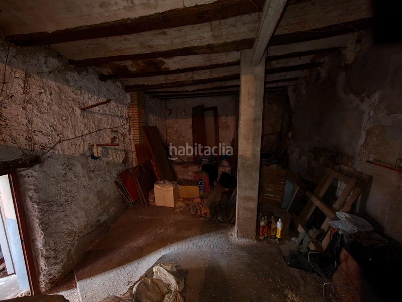 Foto 53555cbb-24b2-48ca-af49-dd71d4bdf757. Casa a calle calderon de la barca 1 a Buñol