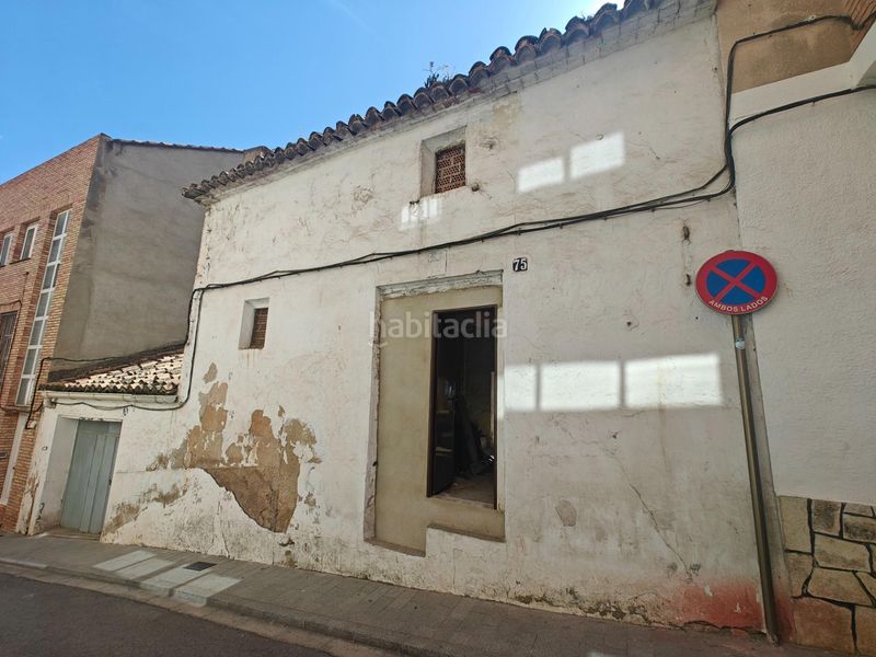 Foto ad45debb-fee4-45dc-99af-50cbf0c186be. Casa a calle calderon de la barca 1 a Buñol