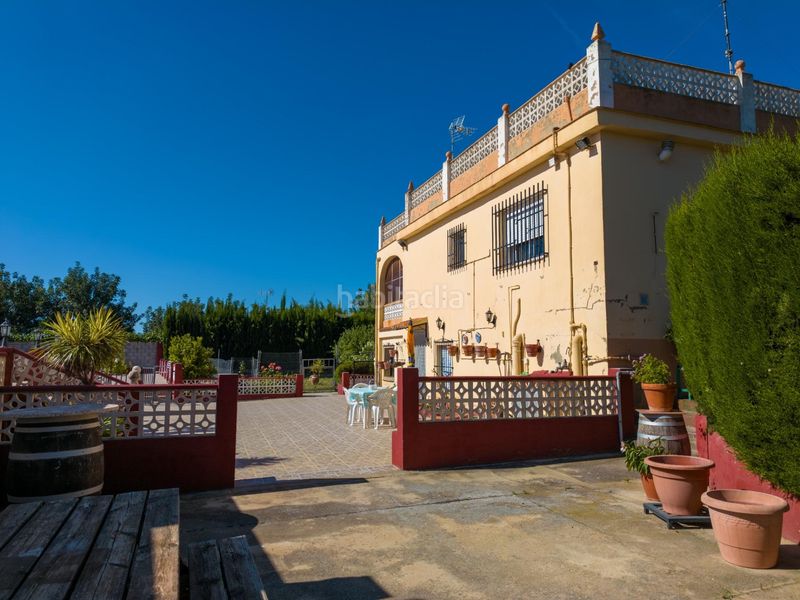 Foto b28e835d-93b8-4a4b-8382-af98bd85050a. Chalet  en Buñol