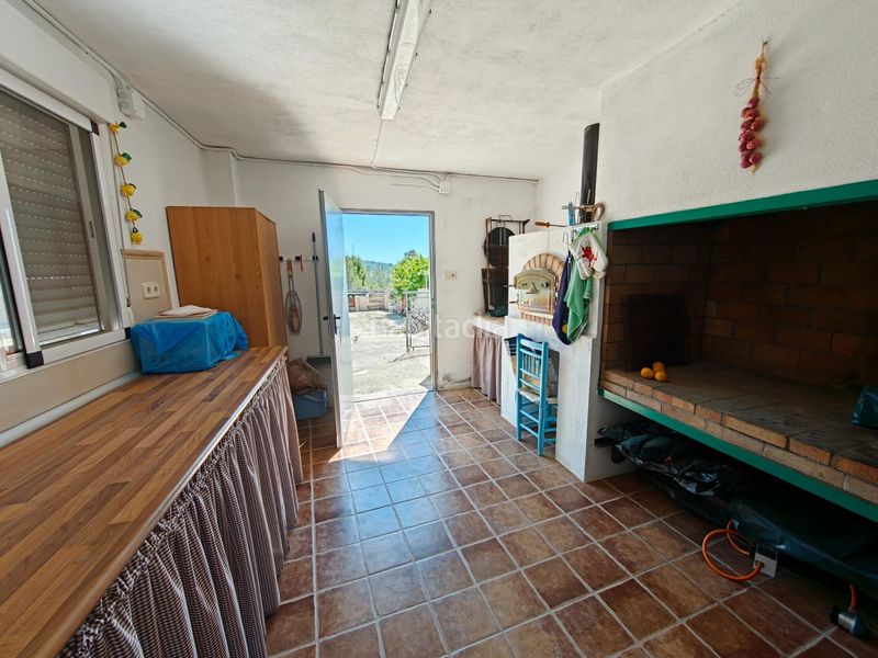 Foto f007fe78-596a-4abb-b9ab-65cf178836f2. Chalet  en Buñol