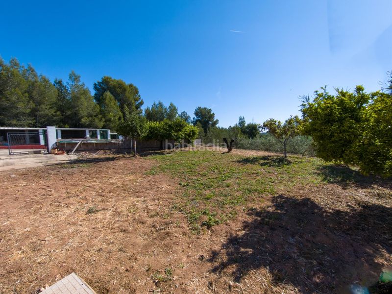 Foto f5cb0e3a-5027-44d8-885e-c5228bfb28af. Chalet  en Buñol