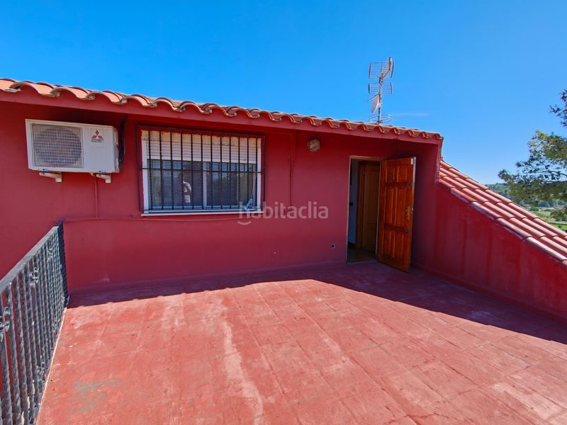 Foto b60eaacc-1310-45ea-bafc-a076f87a7fce. Chalet  en Buñol