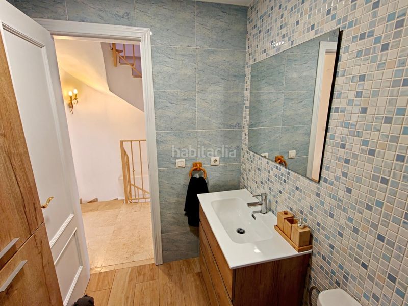 Foto ad84c95f-2232-4d39-96c0-9a9d9212fa76. Casa adossada amb calefacció aparcament piscina a San Antonio de Benagéber