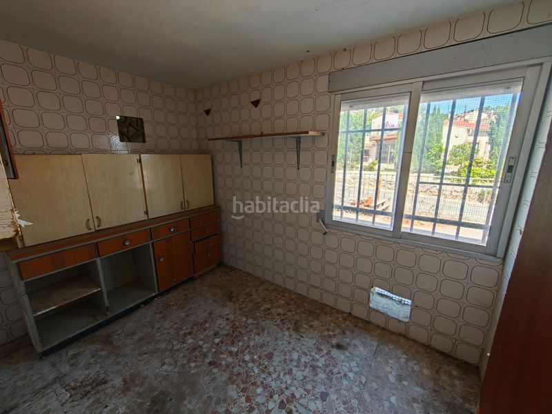Foto 3ce9d9e8-0daf-4038-865d-70d767d319bc. Casa amb aparcament a Yátova