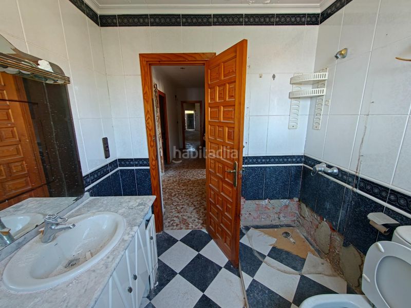 Foto 78e506c7-cb7c-4221-9d5e-d4a0088f7edf. Casa amb aparcament a Yátova