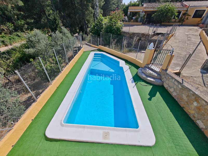 Foto 81f8274e-70bf-4747-bd30-155deb76bb26. Xalet amb piscina a Yátova