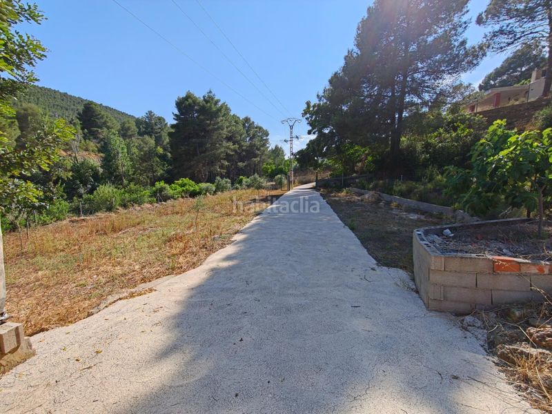 Foto d0b7072e-71c7-4ba5-8bfd-2dfba99ff17f. Xalet amb piscina a Yátova