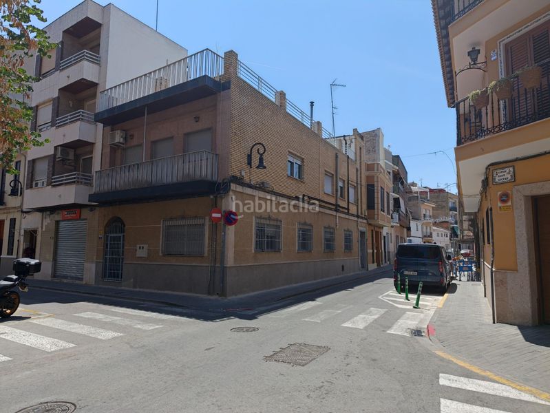 Foto ae744447-b00b-4661-9862-c0bd5bfefb0d. Casa a sant vicent 9 a Aldaia