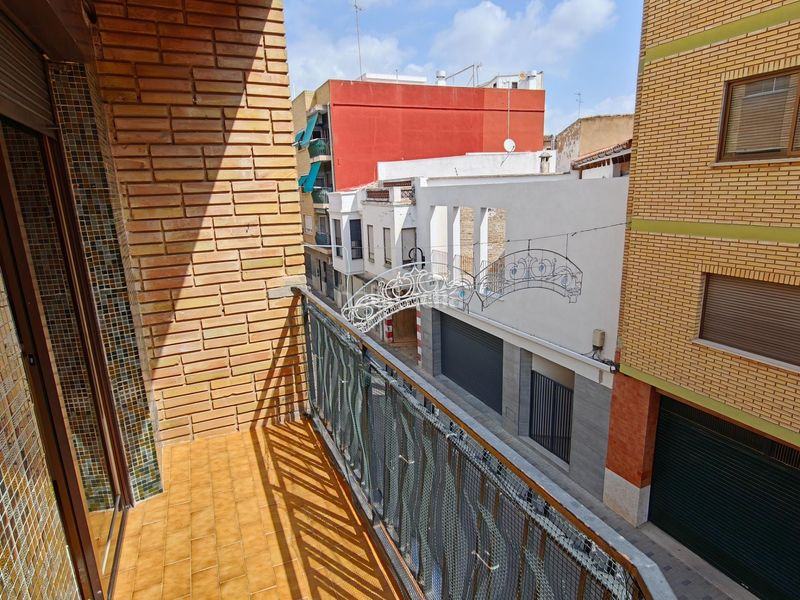 Foto 76ec68b7-c7a9-4a80-a584-bf35961aeed2. Pis a sant vicent 6 a Aldaia