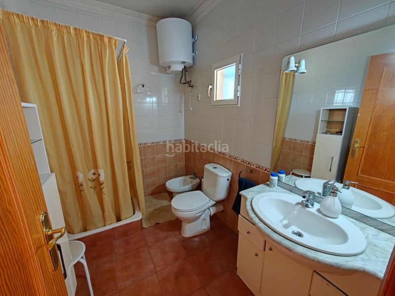 Foto 9a3dbfe3-2a9b-4410-9a1f-35d183d2ff55. Xalet amb piscina a Buñol
