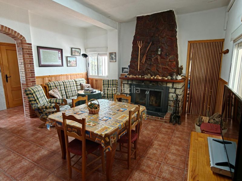 Foto 00b368c5-3cd0-4593-b521-f8b6bb4786f4. Chalet in numero 25 74 in Buñol