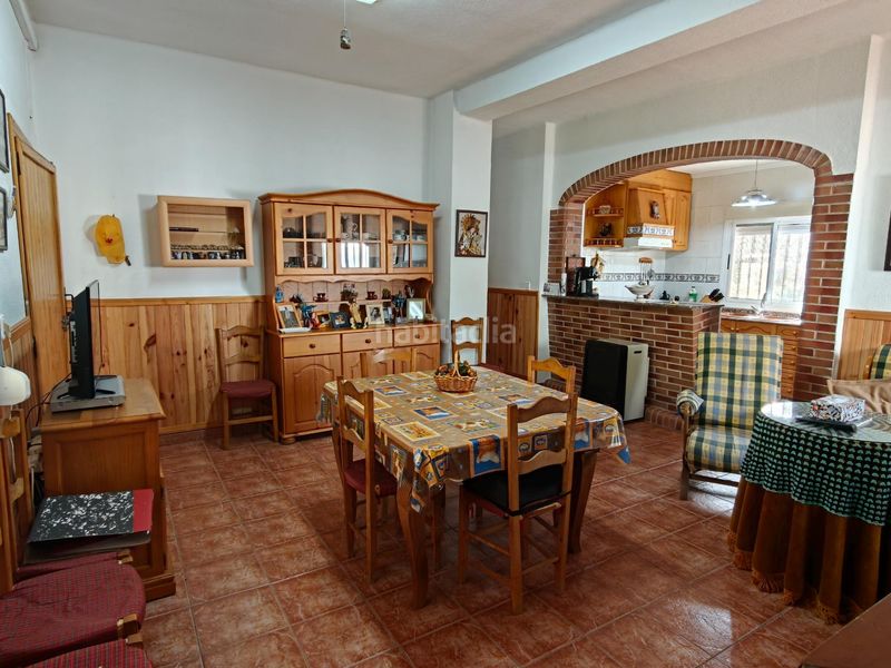 Foto 50084dd1-f9c9-43be-a7ad-46540f3812e8. Chalet in numero 25 74 in Buñol