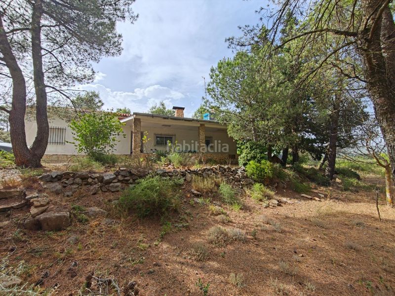 Foto 69161830-c13a-4126-a227-e1b0d736be60. Chalet in numero 25 74 in Buñol