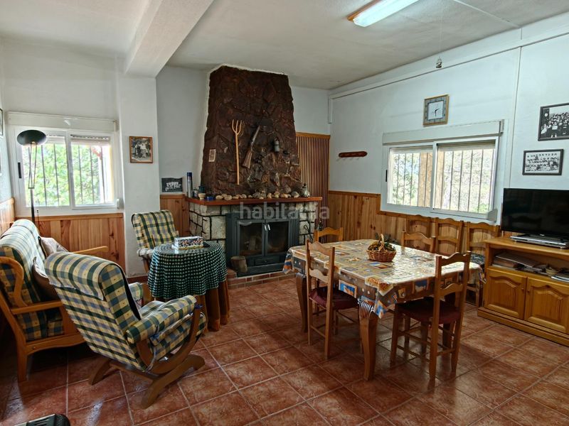 Foto d70bdcb7-72d1-4c73-b833-463870e6ab8c. Chalet in numero 25 74 in Buñol