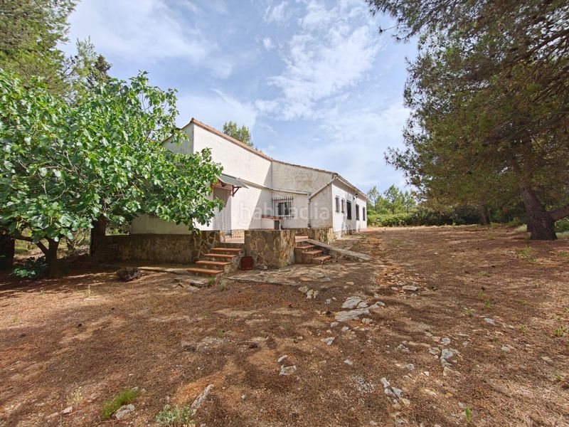 Foto e12ad0ae-9dbf-48f5-b366-e9b6ecce30b5. Chalet in numero 25 74 in Buñol